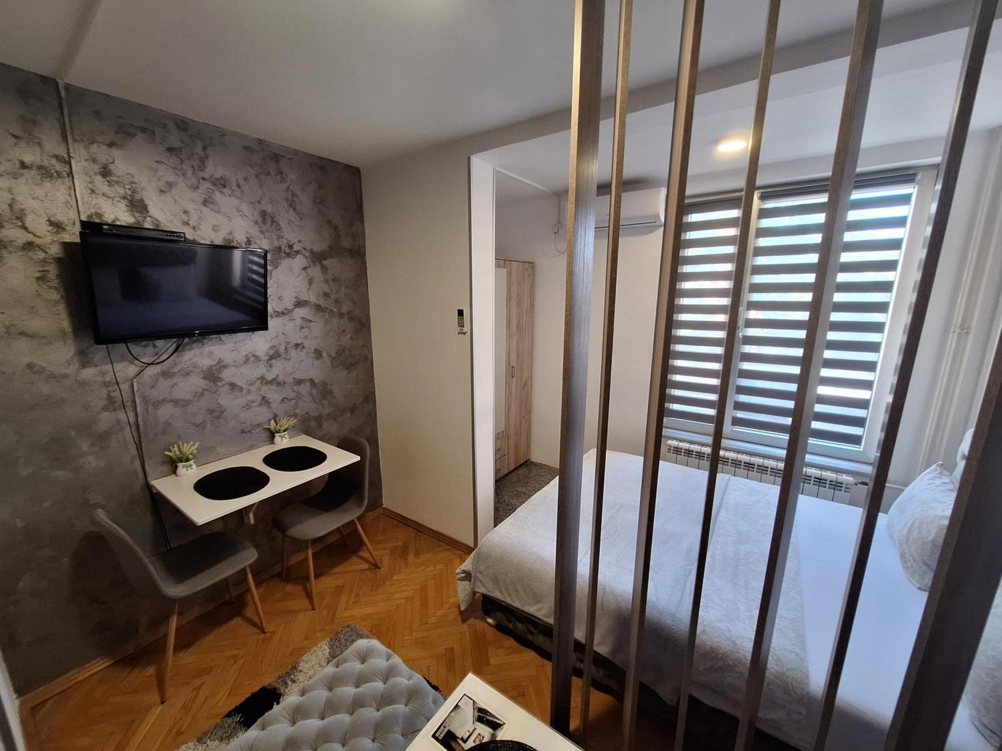 Dado Apartman Apartment Kraljevo Exterior photo